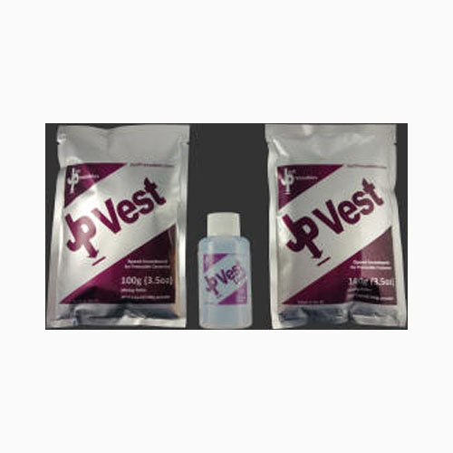JPVest valumassa prässikeramialle